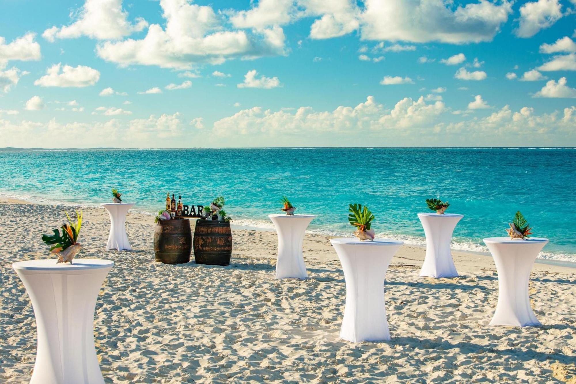 Hotel The Ritz-Carlton, Turks & Caicos à Grace Bay Extérieur photo